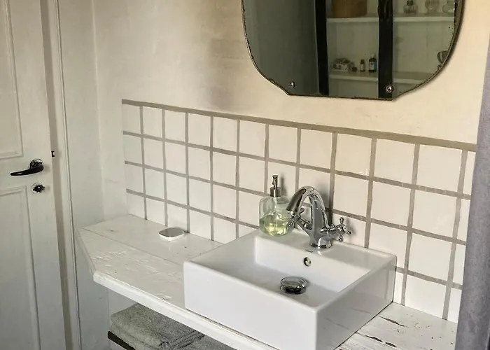 18th Century Gem With Soul *